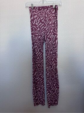 SKIMS Summer Mesh Pants Women’s M Raspberry Swirl
